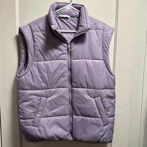 Puffer vest. Oversized fit